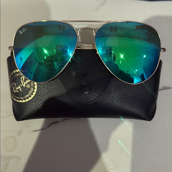 Ray-Ban Aviator Sunglasses with Green Lenses
